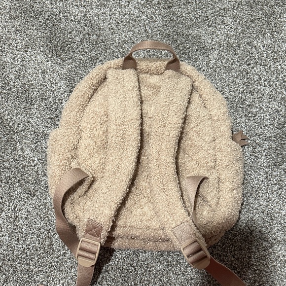 Vera Bradley Beige Quilted Backpack - Picture 2 of 8